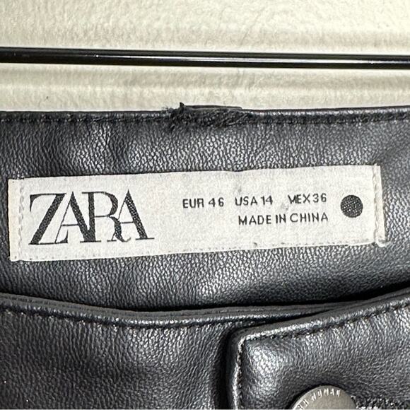 ZARA Faux Leather High Rise Straight Leg Pants Black {SS32} - Picture 4 of 5